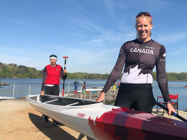 LAURENCE-VINCENT-LAPOINTE_Kanu-zum-Frühstück