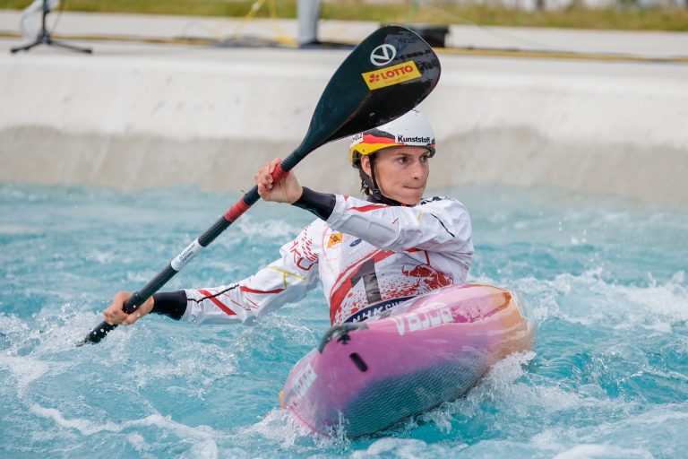 Hochkaräter starten beim Kanu-Slalom Weltcup 2021 in Prag